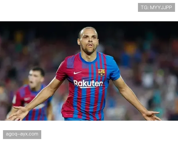 知名前锋确认转会至顶级联赛球队，市场动态引发豪门争霸迹象